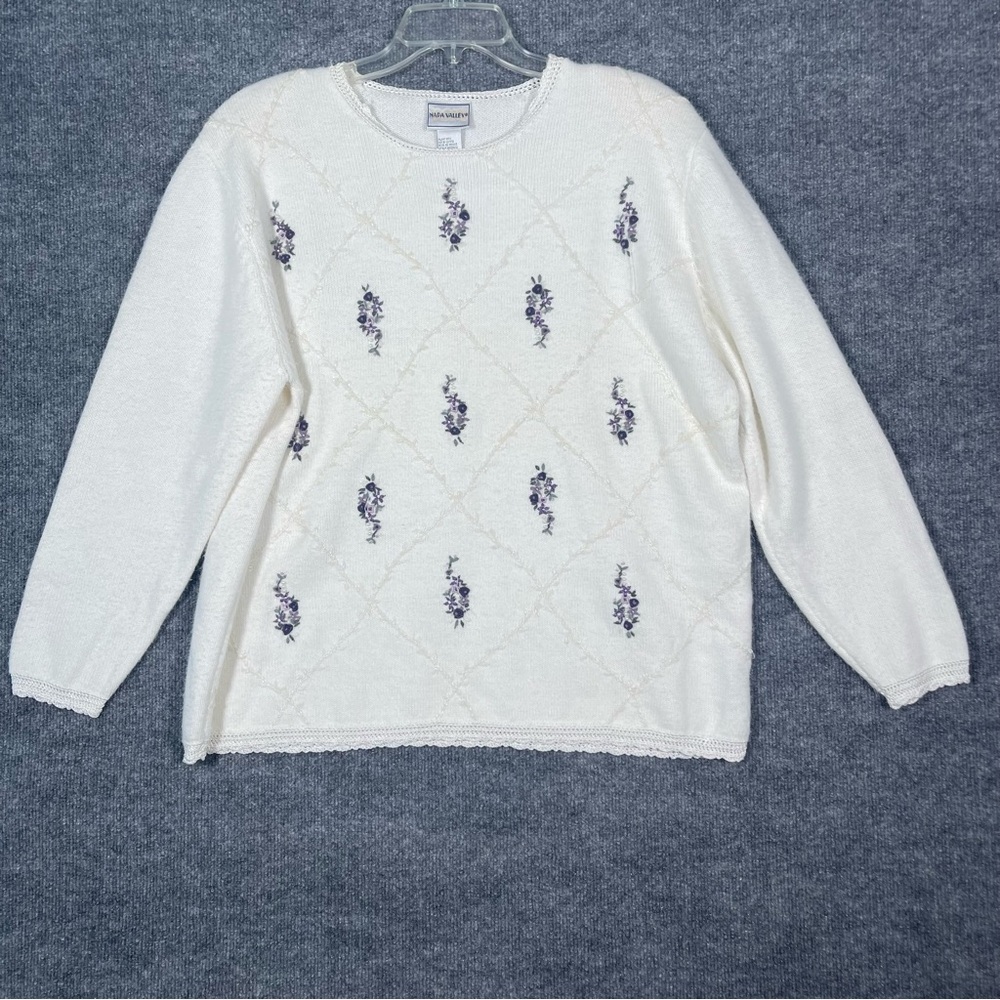 Napa Valley Vintage Womens XL White Purple Beaded Floral Knit Granny Sweater